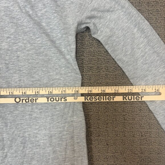 Lululemon Shirt 8 Heather Grey Soft Jersey Knit Scoop Neck 3/4 Sleeves Comfy - Picture 4 of 8